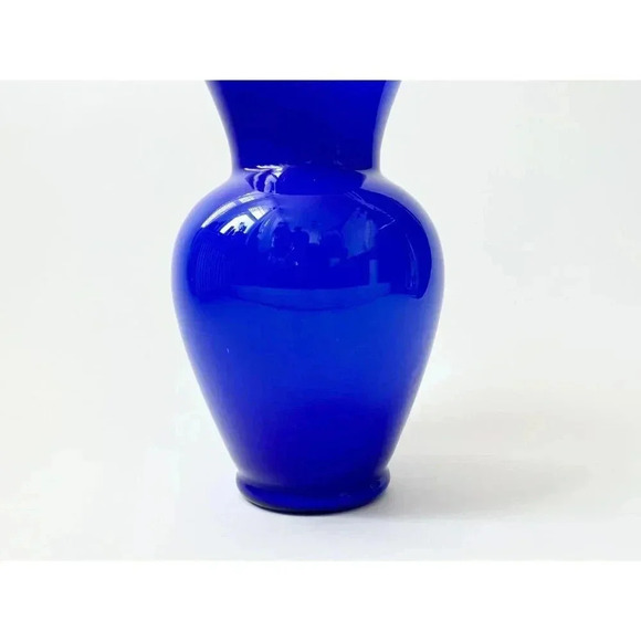 Large Cobalt Blue & White Inner Lined Vintage Midcentury Modern Glass Bud Vase - Picture 5 of 8